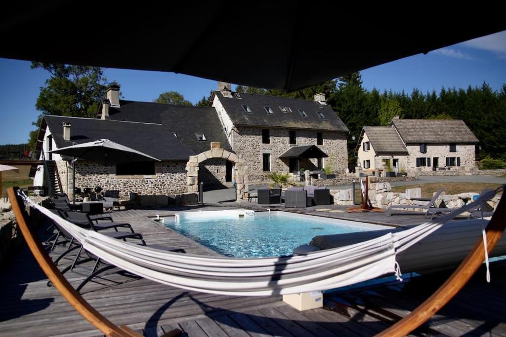 Villa Domaine Des Annouillards Sornac Exterior foto