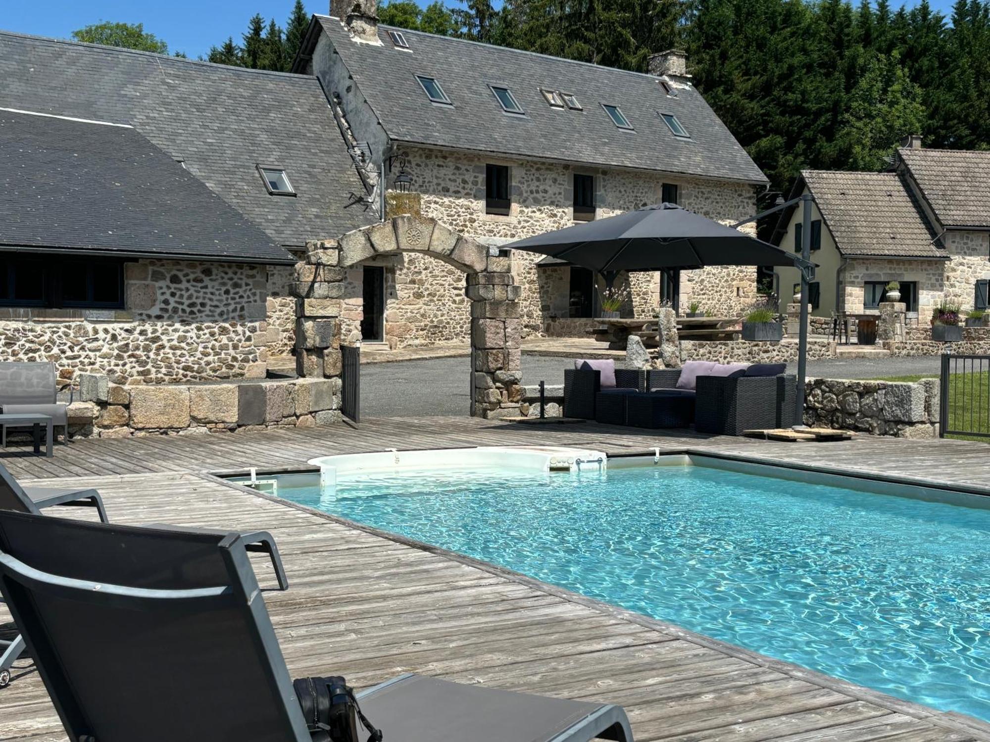 Villa Domaine Des Annouillards Sornac Exterior foto